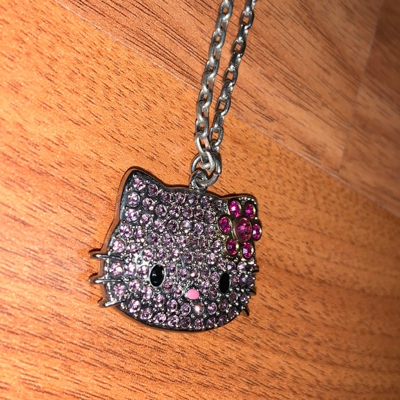 Hello Kitty by Sanrio Pink Face Rhinestone Necklace - Picture 9 of 9